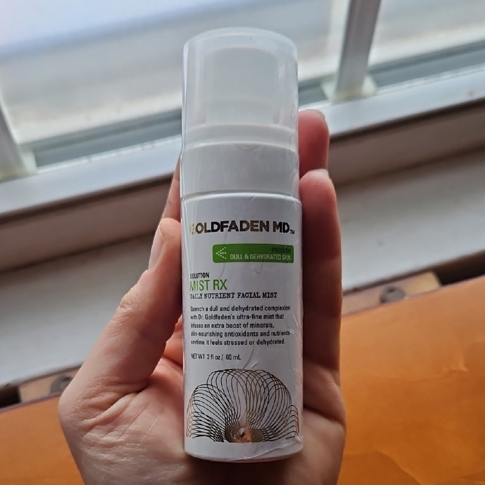 Nutrient Facial Mist - White